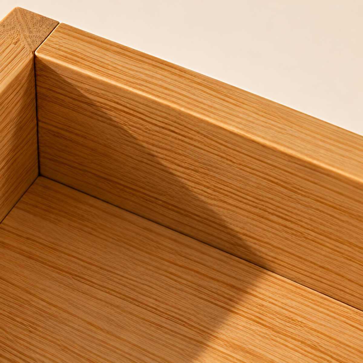 Noma — Organizador de Mesa em Bambu com Gaveta